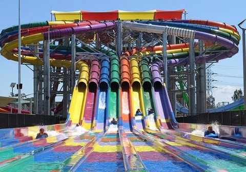 테마파크 어트랙션